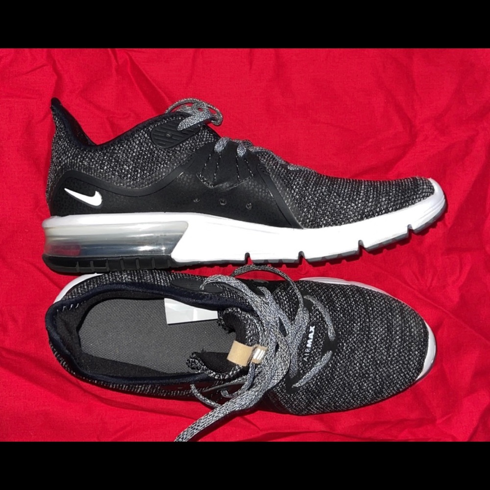 🛑 SOLD 🛑 Nike AirMax
